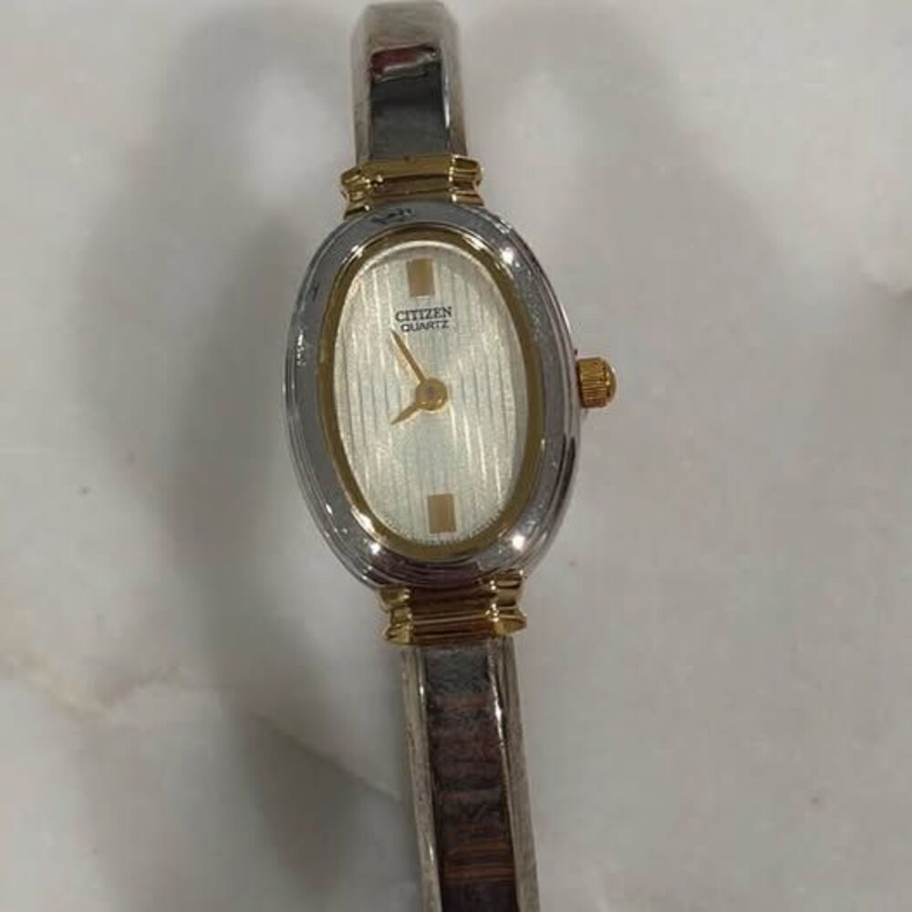 Vintage Citizen Women's Two-Tone Bangle | Gold & Silver Tone | Quartz Watch